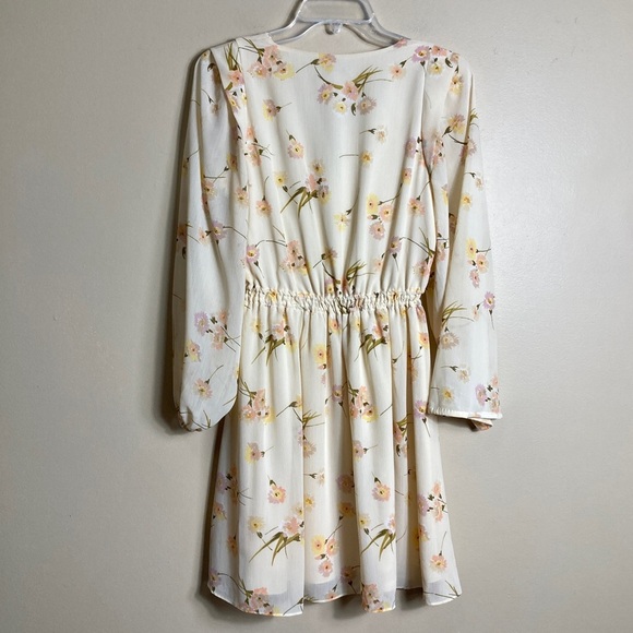 Madewell Cate Floral Print Mini Long Sleeve Dress in Carnation - Picture 5 of 14